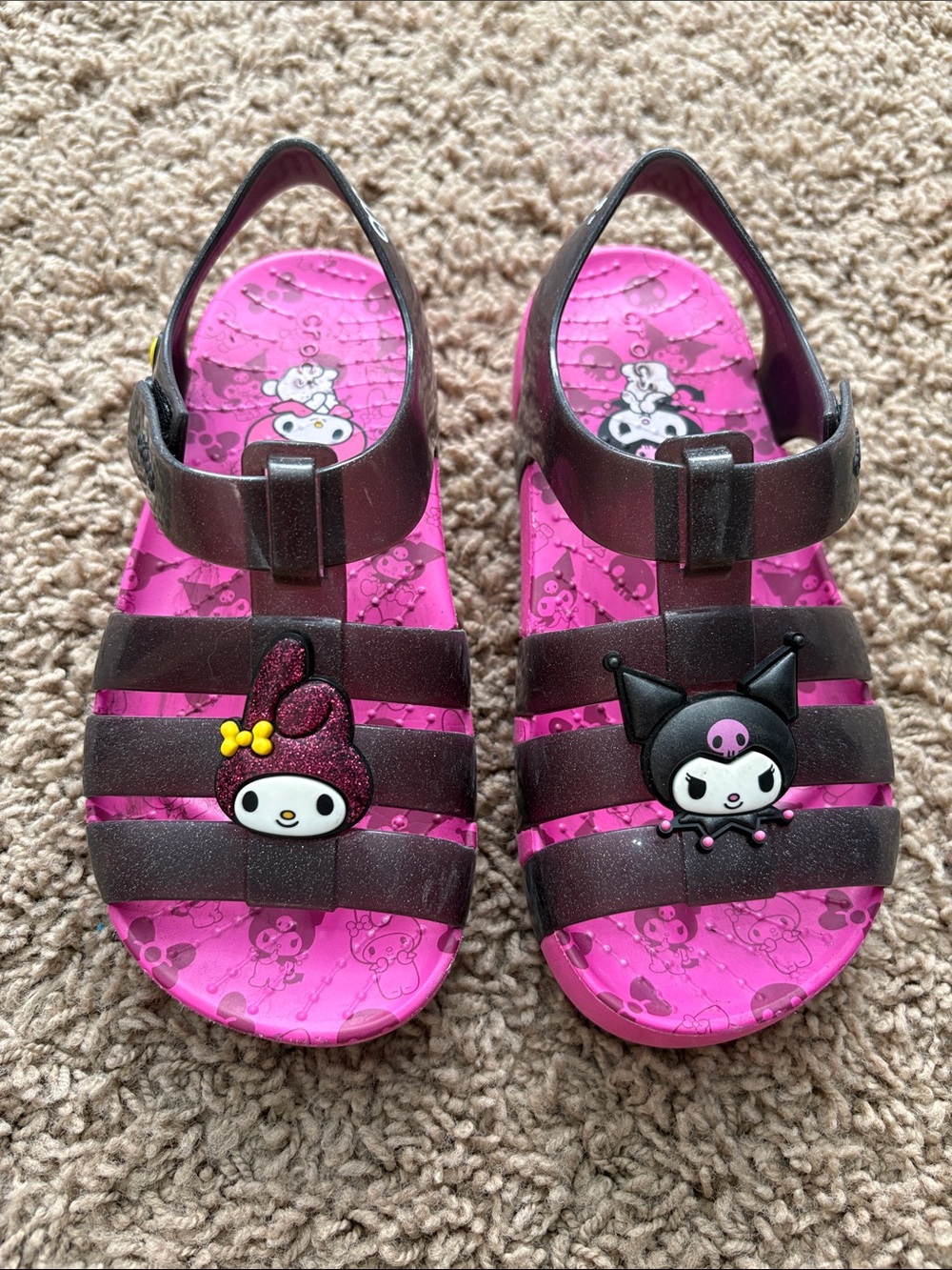 CROCS Kids Pink Footbed Brown Jelly Sandals with Sanrio Charms